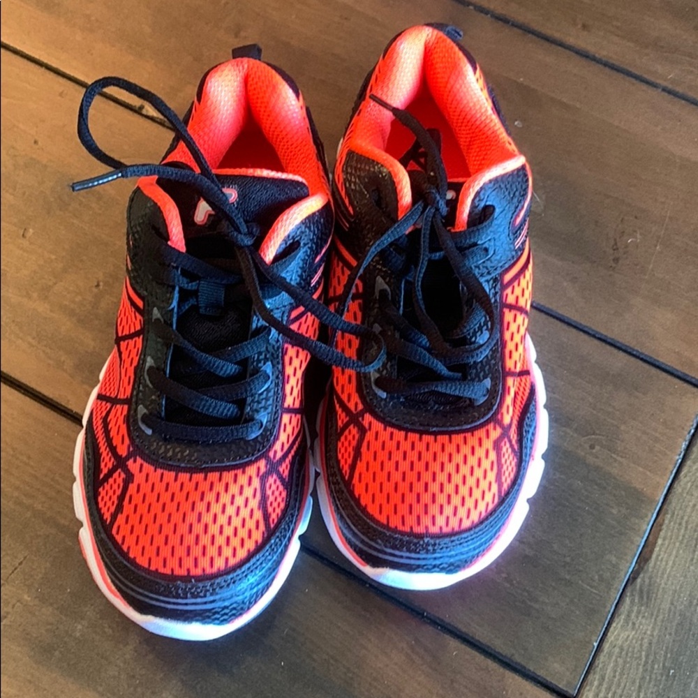 Neon orange & black kids FILA Sneakers